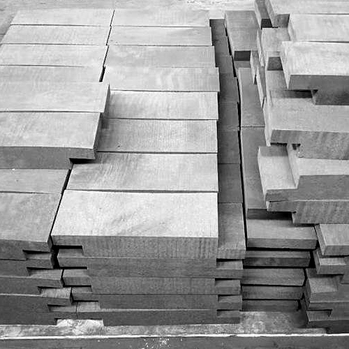 回轉(zhuǎn)窯石墨塊